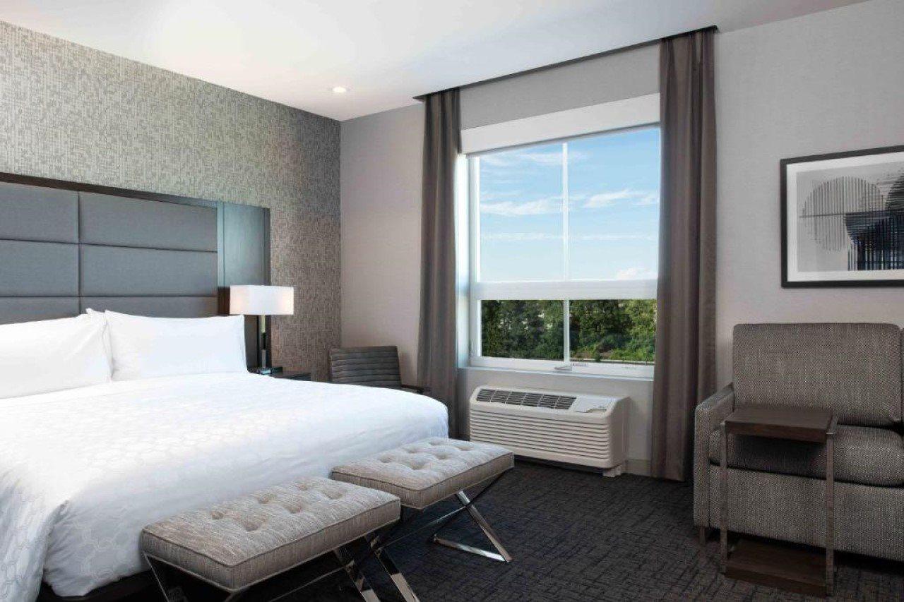 Staybridge Suites - Quincy By Ihg Esterno foto