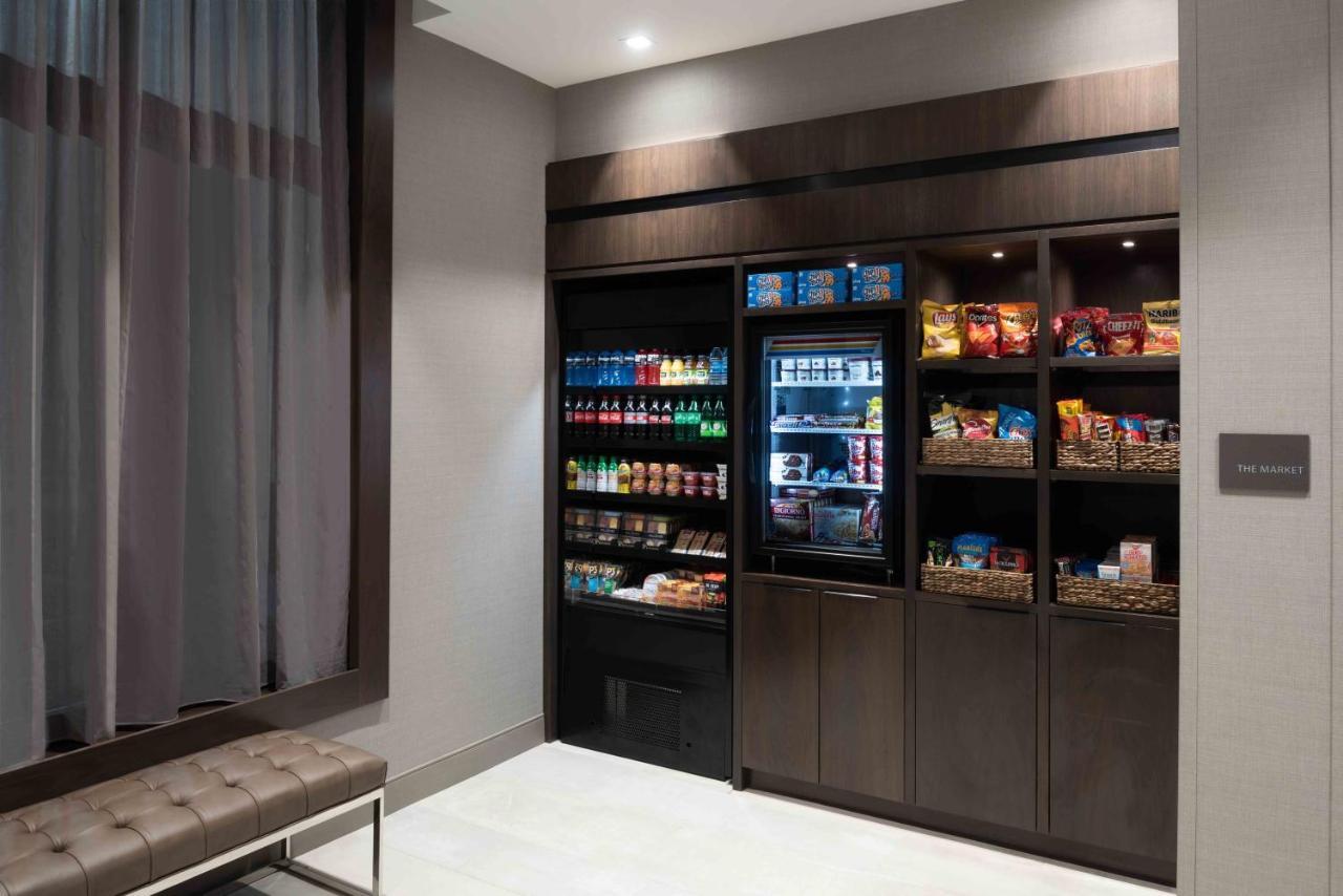 Staybridge Suites - Quincy By Ihg Esterno foto
