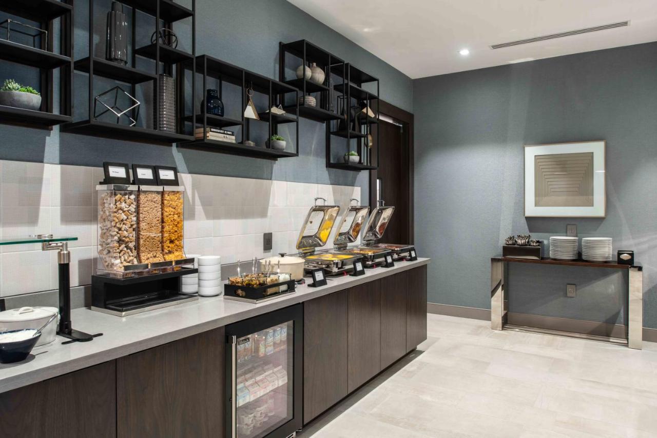 Staybridge Suites - Quincy By Ihg Esterno foto