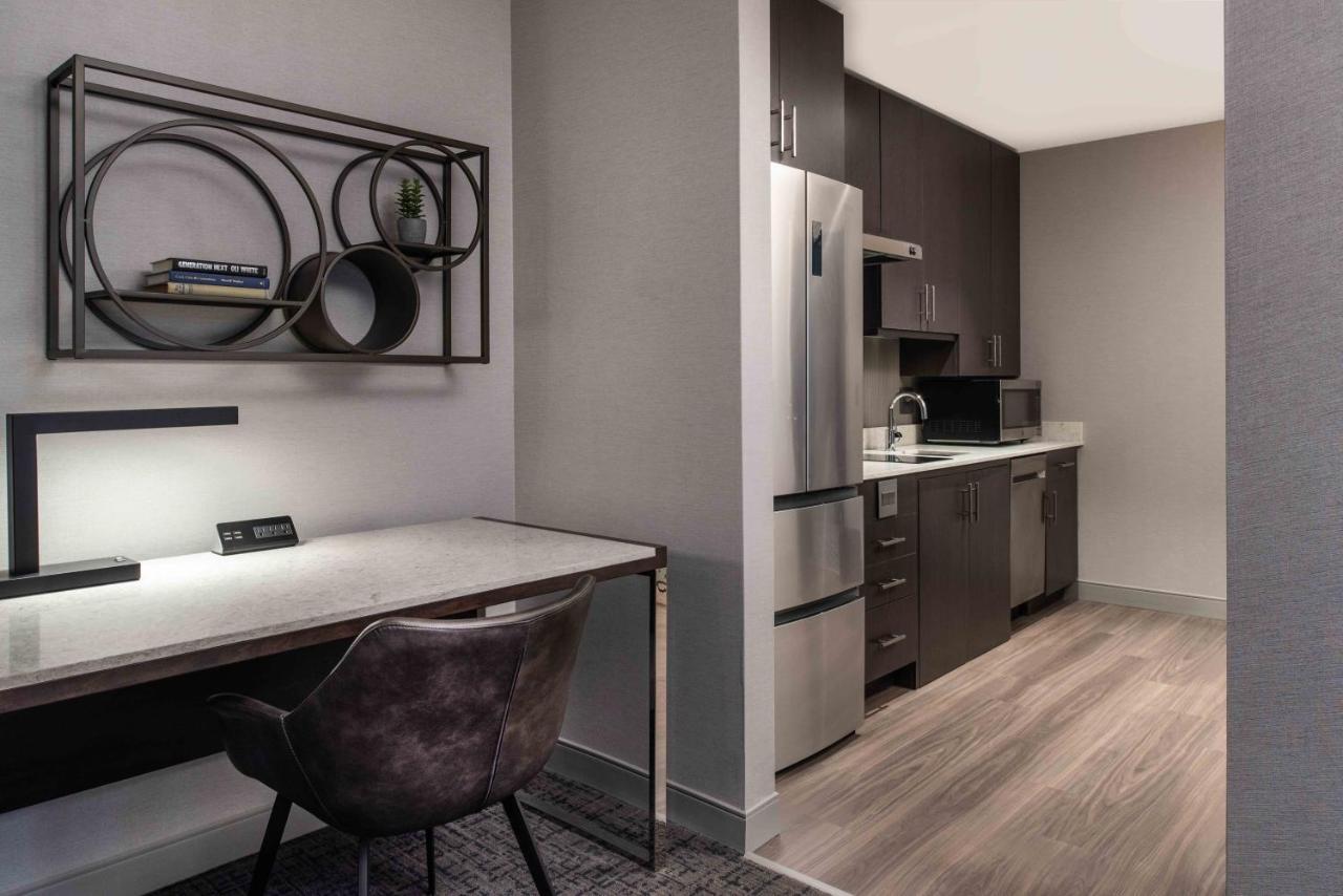 Staybridge Suites - Quincy By Ihg Esterno foto